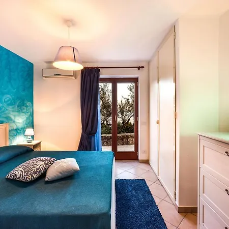 וילה Sleeps 10 Pool Air Con Wifi